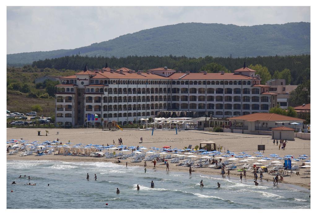 Aparthotel Regina Mare Tsarevo Ngoại thất bức ảnh