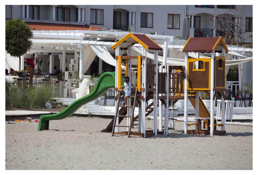 Aparthotel Regina Mare Tsarevo Ngoại thất bức ảnh