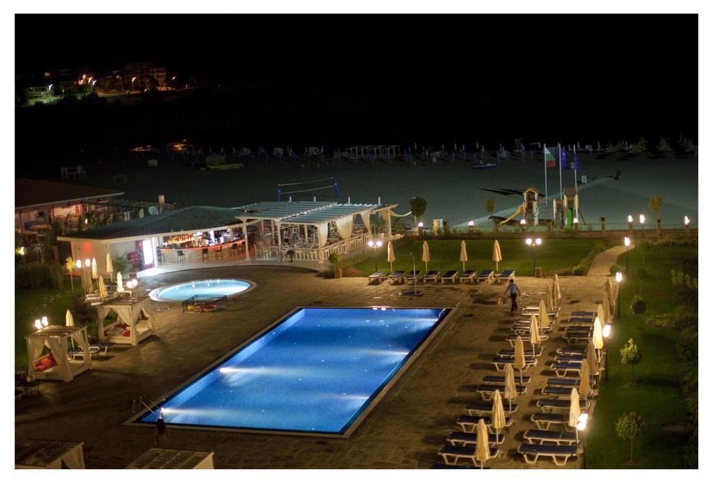 Aparthotel Regina Mare Tsarevo Ngoại thất bức ảnh