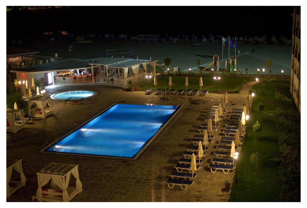 Aparthotel Regina Mare Tsarevo Ngoại thất bức ảnh