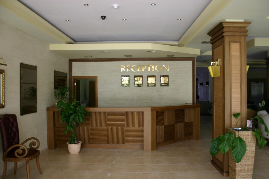 Aparthotel Regina Mare Tsarevo Ngoại thất bức ảnh