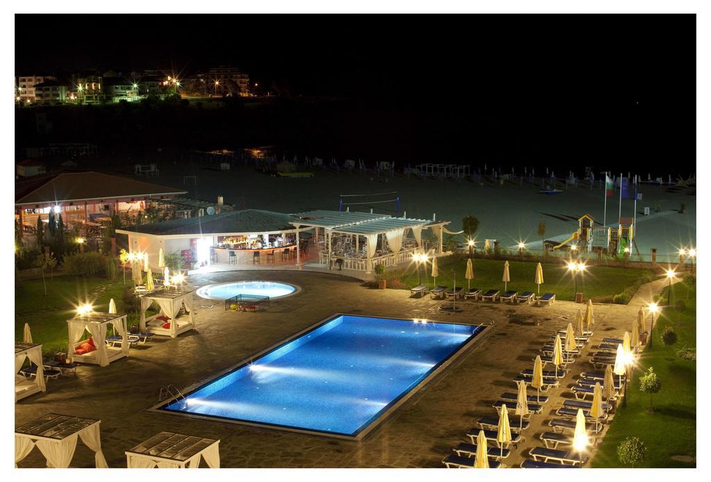 Aparthotel Regina Mare Tsarevo Ngoại thất bức ảnh