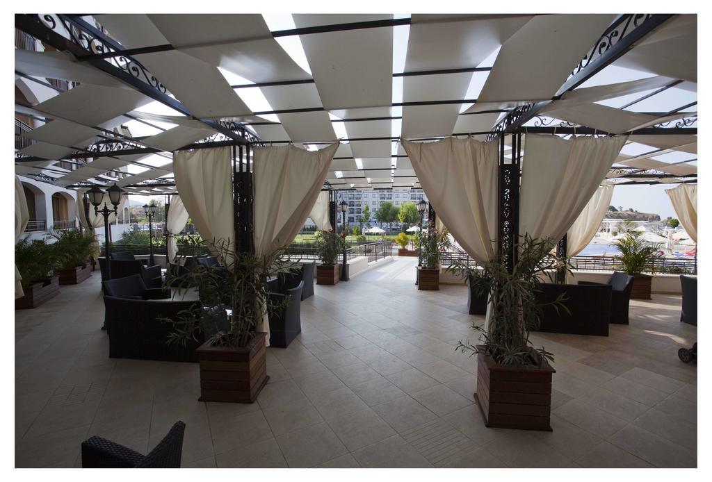 Aparthotel Regina Mare Tsarevo Ngoại thất bức ảnh